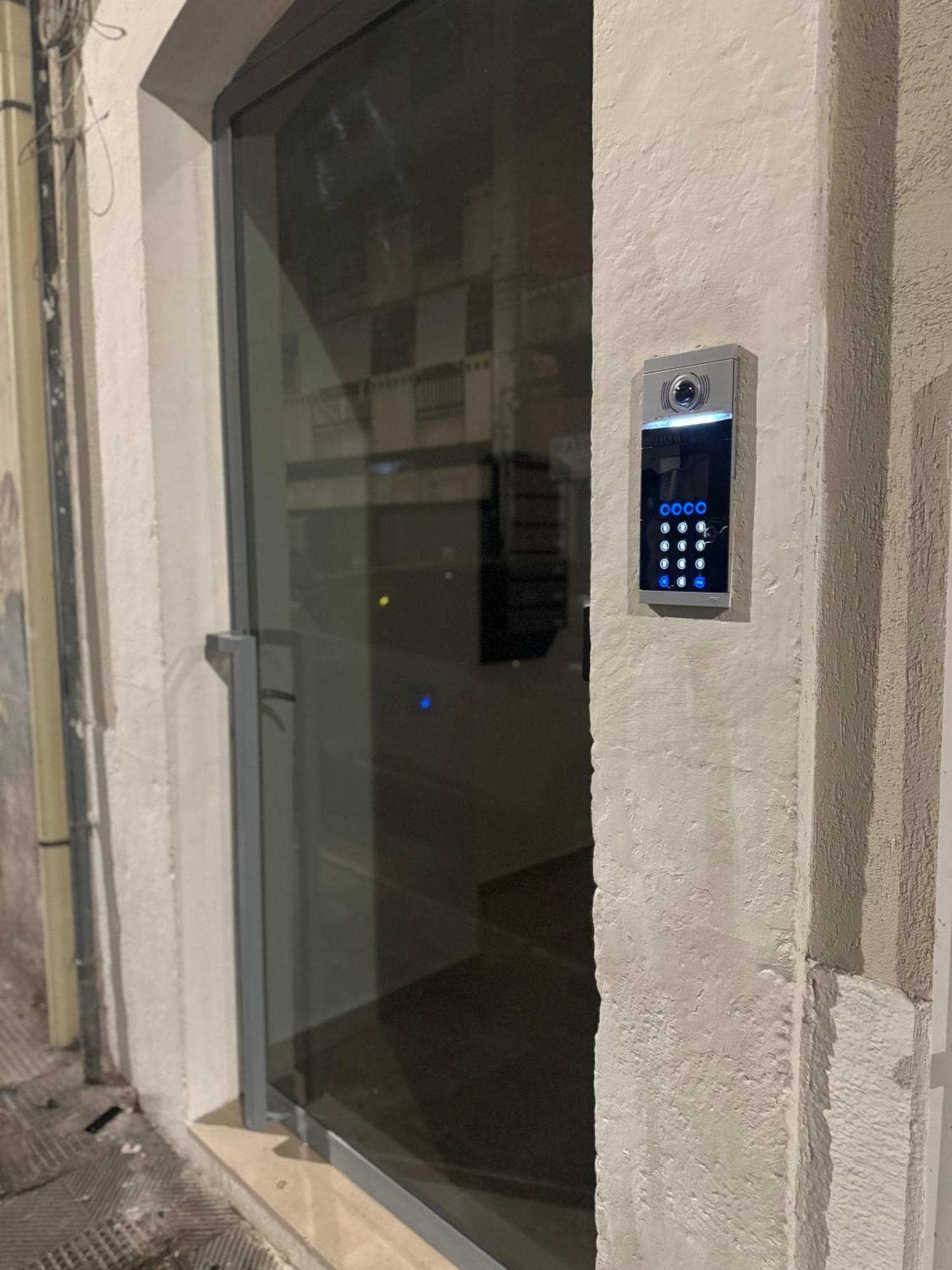 Flary Apartment Bari Luaran gambar